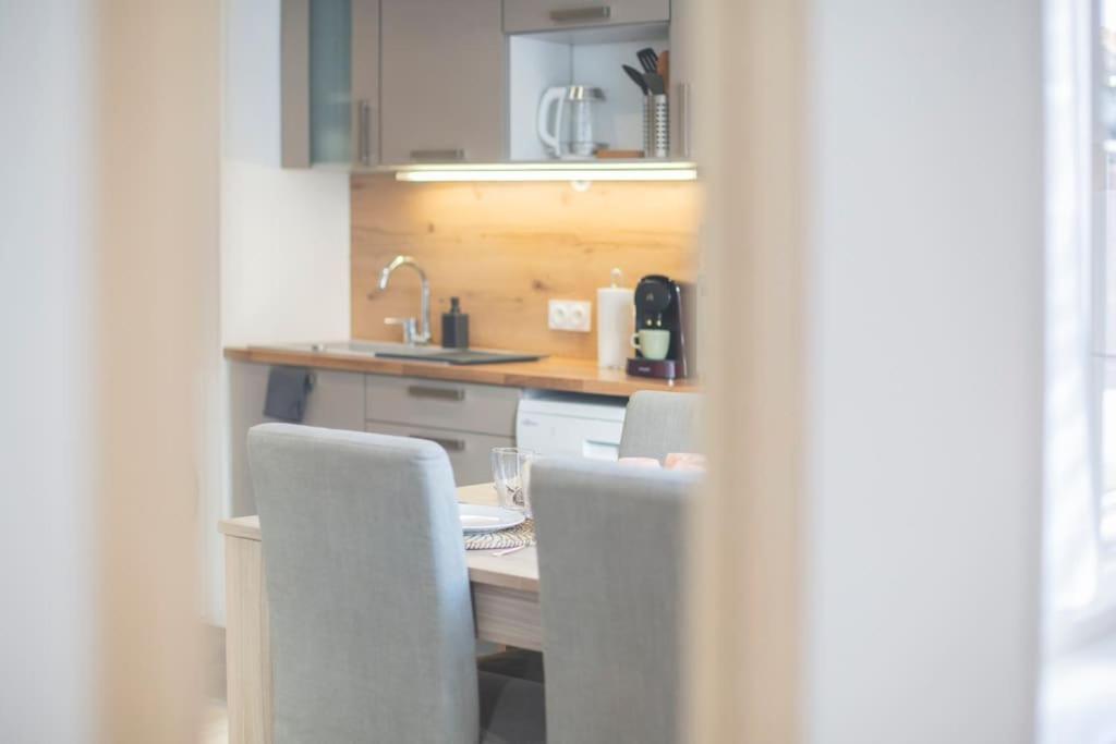 Bel Appartement Lumineux Proche Du Centre-Ville دويه المظهر الخارجي الصورة