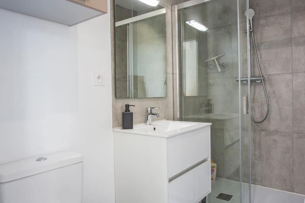 Bel Appartement Lumineux Proche Du Centre-Ville دويه المظهر الخارجي الصورة